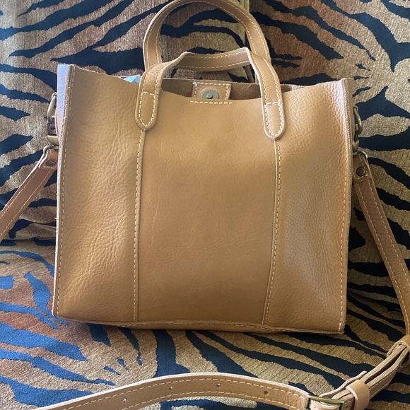 Portland Leather Lola Crossbody Tote Bag - Picture 11 of 11